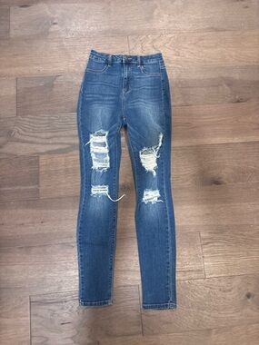 Cello Distressed Skinny Jeans - Size 5